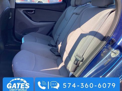 Used 2015 Hyundai Elantra SE w/ Option Group 02 image 11