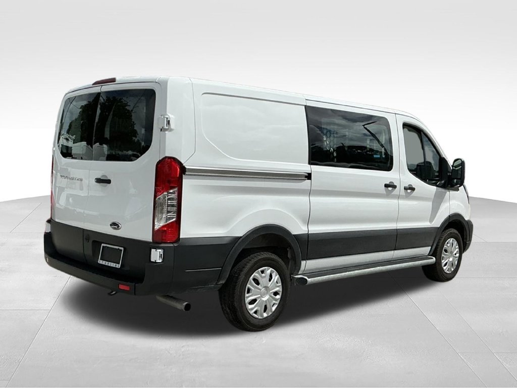 Certified 2025 Ford Transit 250 Low Roof w/ Exterior Upgrade Package RWD image 5