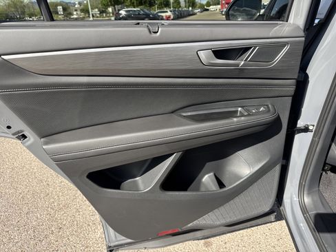 New 2026 Volkswagen Atlas Cross Sport SE image 23