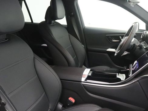 Certified 2026 Mercedes-Benz GLC 300 image 28