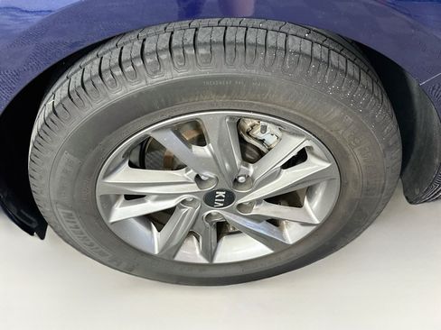 Used 2019 Kia Optima LX FWD image 11