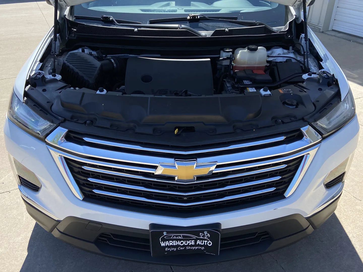 Used 2023 Chevrolet Traverse LT w/ LT Premium Package AWD/4WD image 30