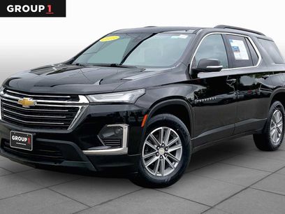 Used 2023 Chevrolet Traverse LT