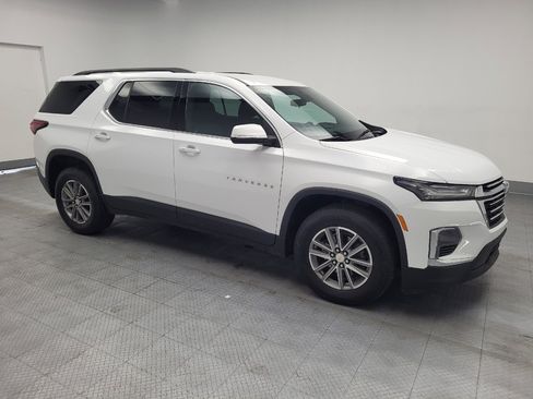 Used 2023 Chevrolet Traverse LT image 11