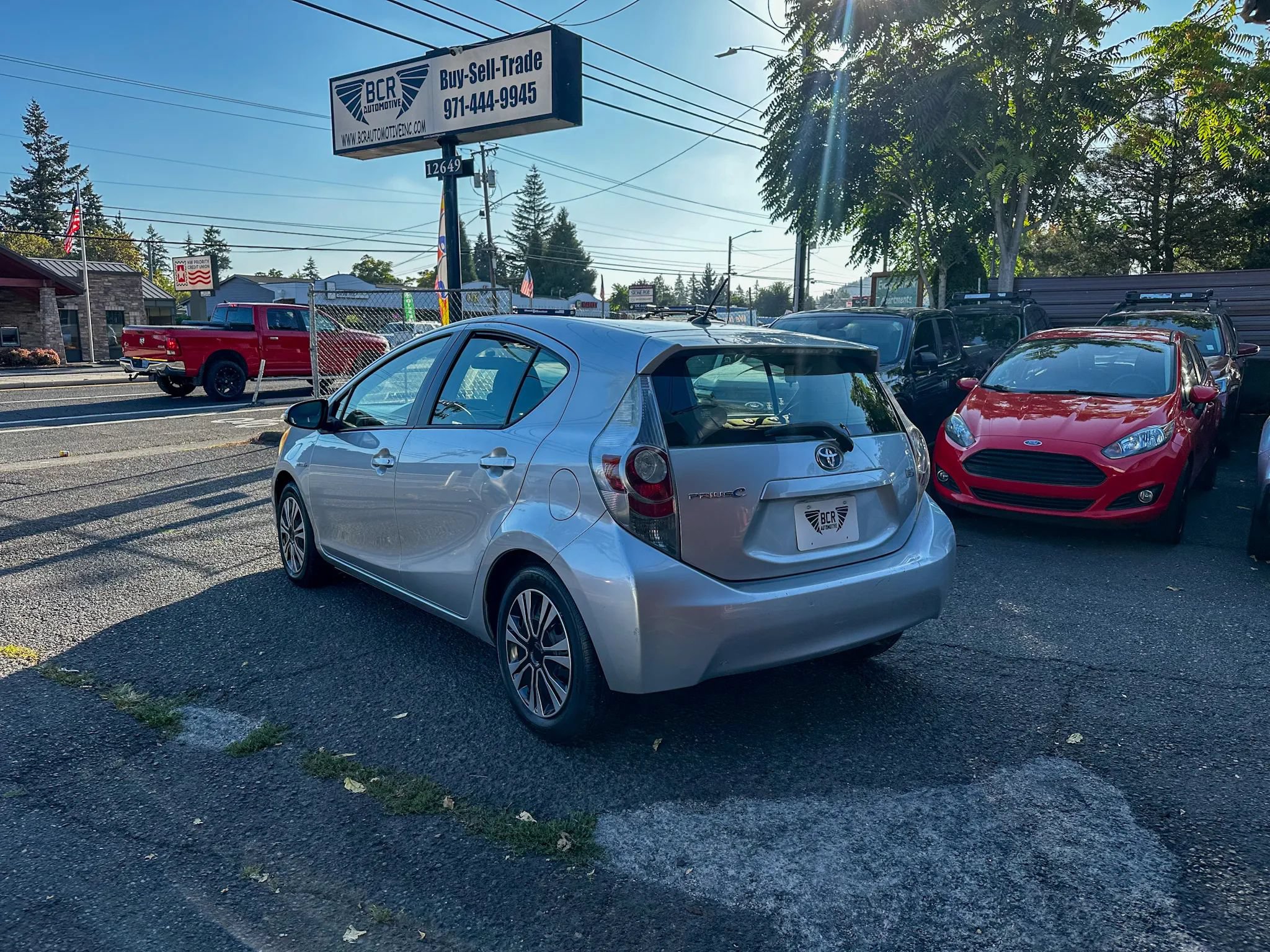 Used 2014 Toyota Prius C Two FWD image 2