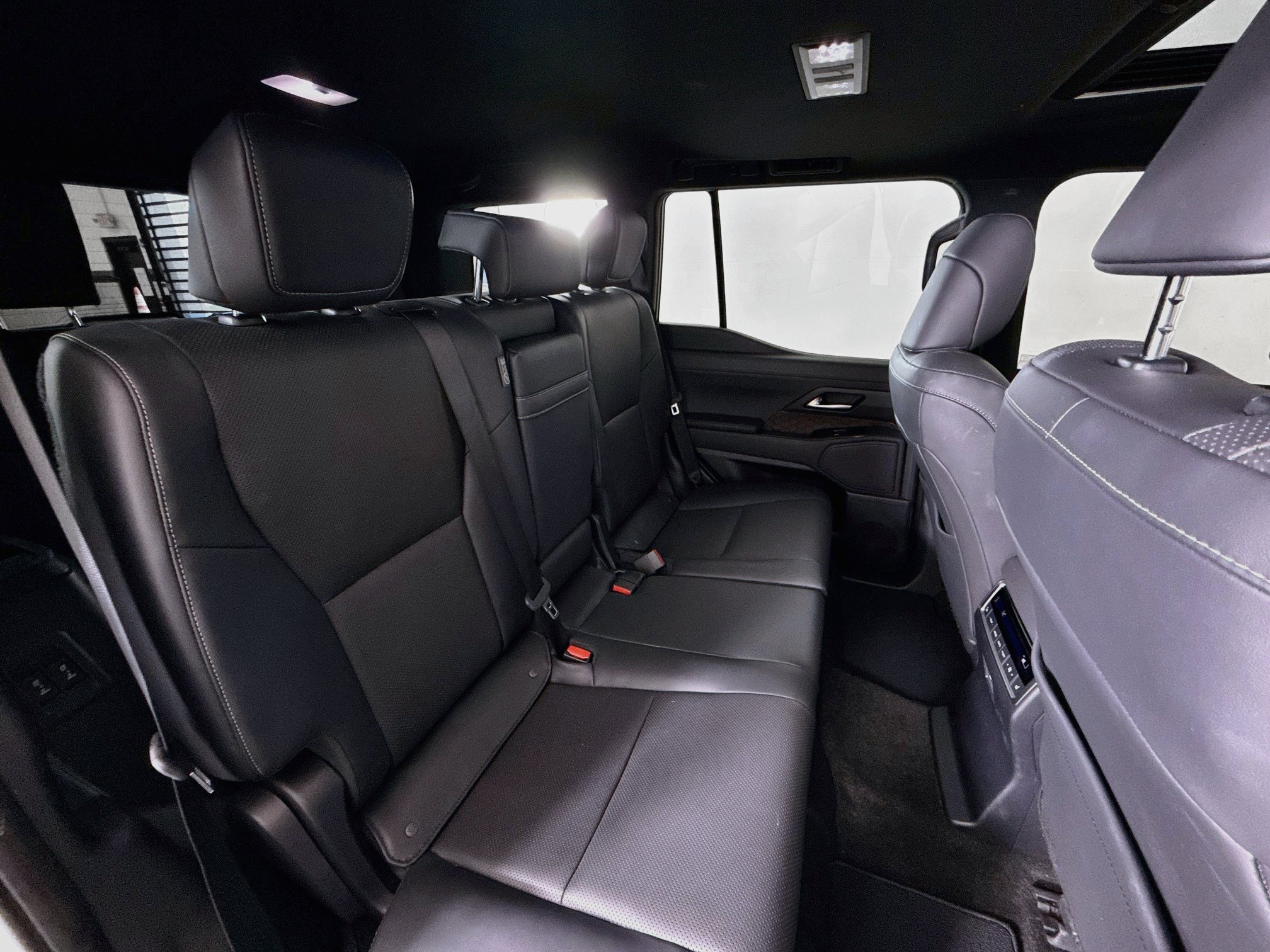 Certified 2024 Lexus GX 550 w/ Accessory Package (2T) AWD/4WD image 26