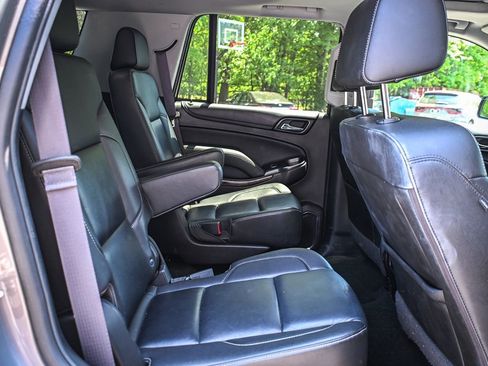 Used 2017 Chevrolet Tahoe LT w/ LT Signature Package AWD/4WD image 17