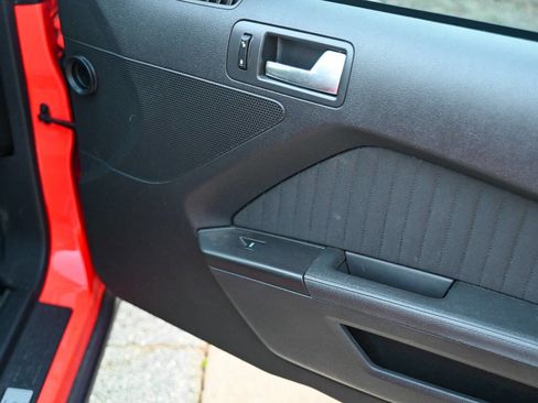 Used 2012 Ford Mustang Boss 302 w/ Boss 302 Accessory Pkg image 69