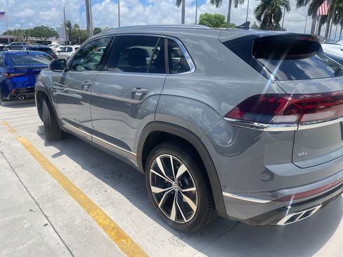 Used 2024 Volkswagen Atlas Cross Sport SEL Premium R-Line AWD/4WD image 6