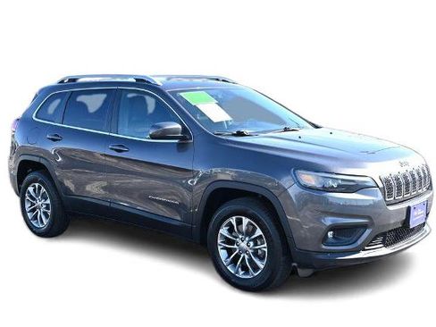 Used 2019 Jeep Cherokee Latitude Plus w/ Comfort/Convenience Group AWD/4WD image 3