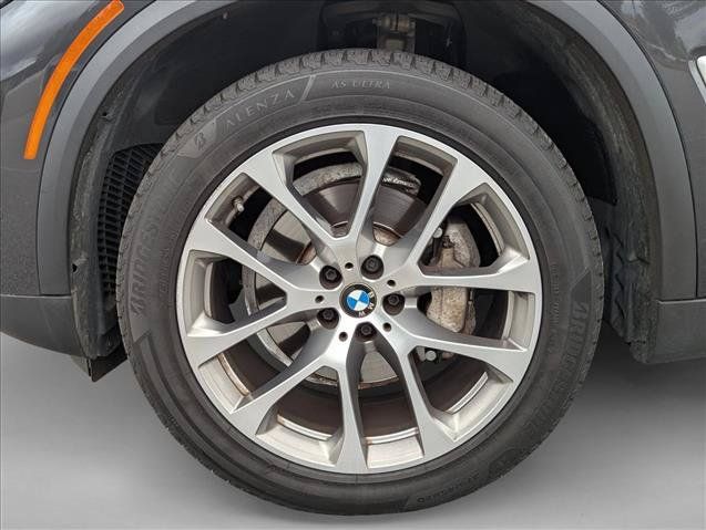 Used 2022 BMW X5 sDrive40i w/ Premium Package RWD image 9