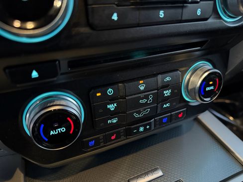 Used 2017 Ford F150 Limited image 50