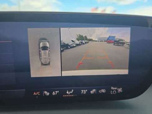 Used 2025 Buick Enclave Preferred AWD/4WD image 20