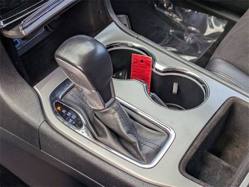 Used 2020 Jeep Grand Cherokee Altitude image 22