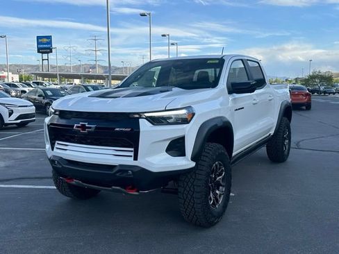New 2026 Chevrolet Colorado ZR2 w/ Technology Package AWD/4WD image 31