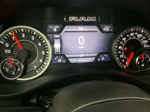 Used 2025 RAM 1500 Laramie AWD/4WD image 17