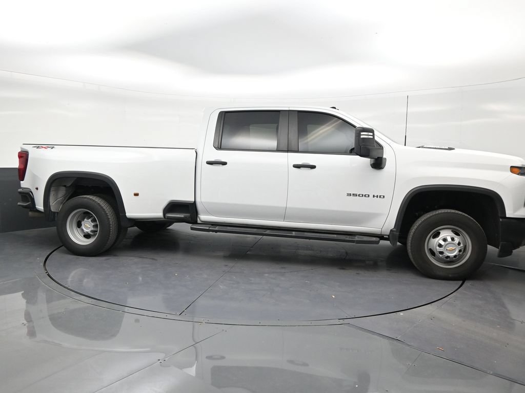 Used 2025 Chevrolet Silverado 3500 W/T AWD/4WD image 6