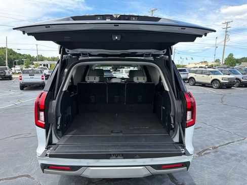 Certified 2025 Ford Expedition Max Platinum AWD/4WD image 11