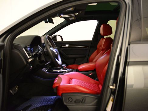 Used 2023 Audi SQ5 Premium Plus w/ Premium Plus Package image 26