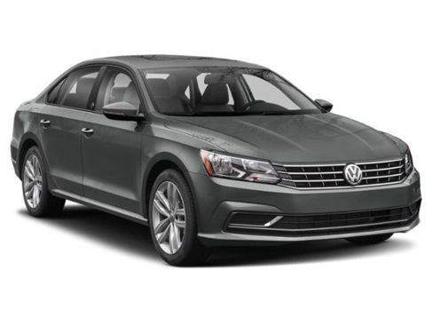 Used 2019 Volkswagen Passat 2.0T Wolfsburg w/ Wheels & Sunroof Package FWD image 6