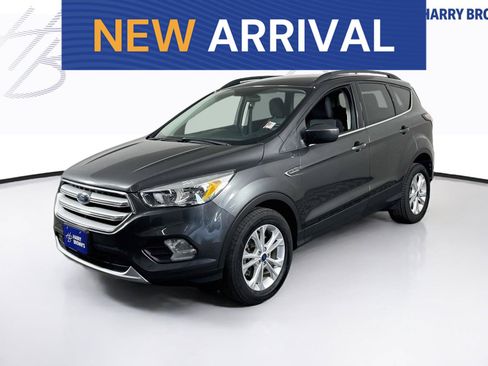 Used 2018 Ford Escape SE AWD/4WD image 1