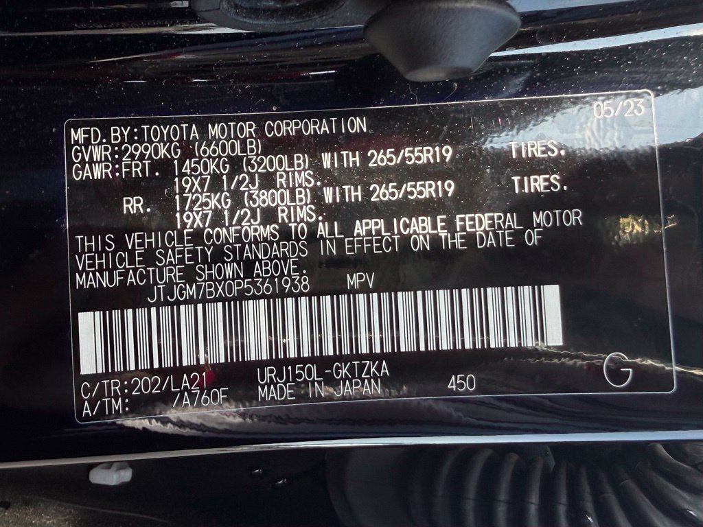 Used 2023 Lexus GX 460 Luxury w/ Sport Design Package AWD/4WD image 35