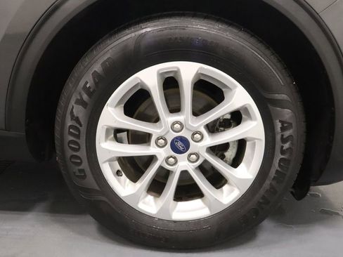 Used 2020 Ford Escape SE FWD image 29