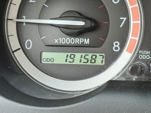 Used 2005 Toyota Sienna CE FWD image 24