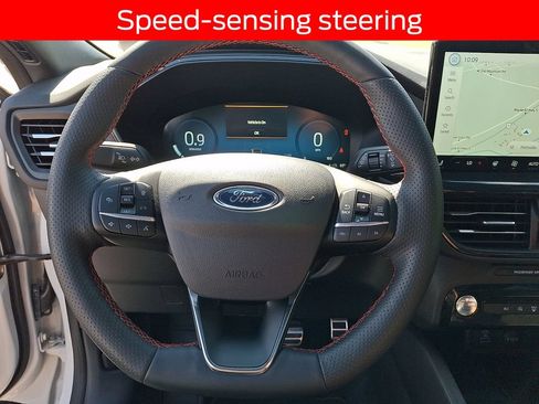 Used 2023 Ford Escape ST-Line Select AWD/4WD image 19