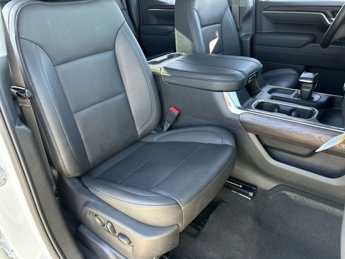 Used 2026 GMC Sierra 1500 SLT w/ SLT Premium Plus Package AWD/4WD image 27