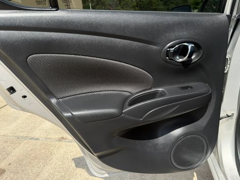 Used 2018 Nissan Versa SV FWD image 26