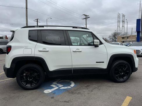 Used 2020 Jeep Renegade Altitude image 4