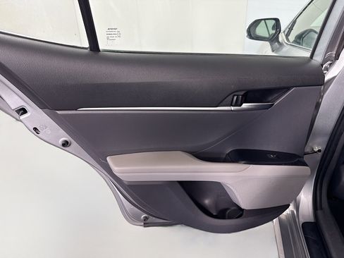 Used 2020 Toyota Camry LE w/ Convenience Package image 24