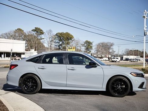 Used 2024 Honda Civic Sport image 7