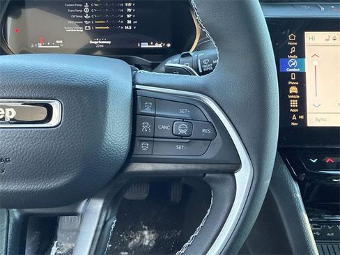 New 2026 Jeep Grand Cherokee Laredo image 25