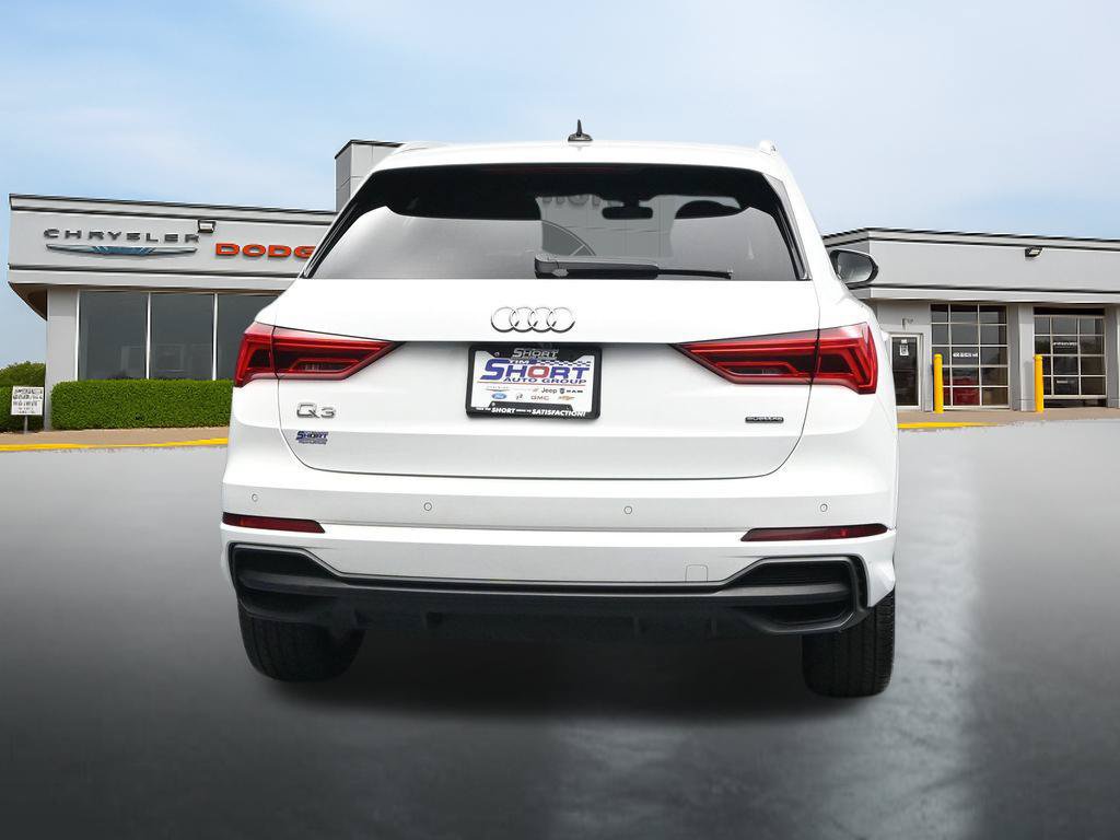 Used 2025 Audi Q3 2.0T Premium AWD/4WD image 4