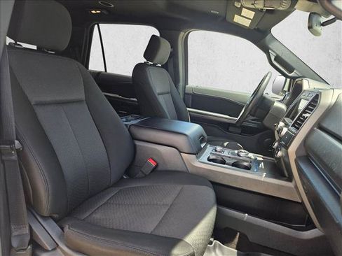 Used 2020 Ford Expedition XLT AWD/4WD image 20