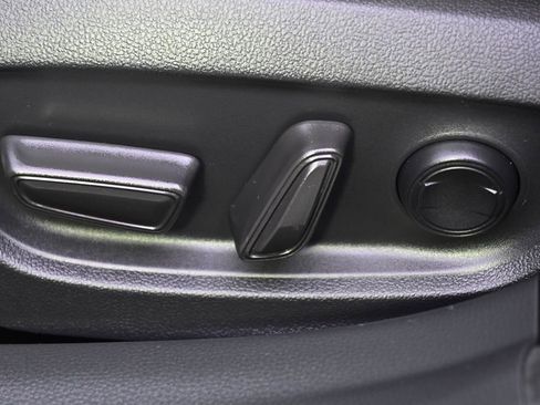 Used 2024 Toyota Prius XLE image 14