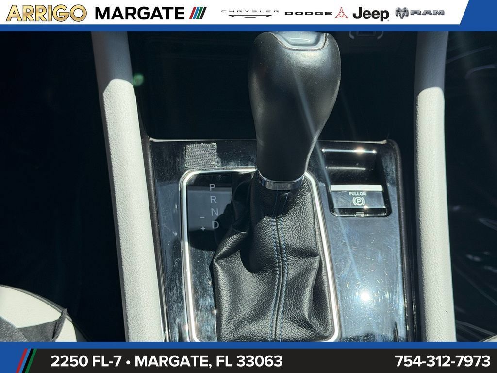 Used 2022 Jeep Compass Latitude w/ Convenience Group FWD image 25