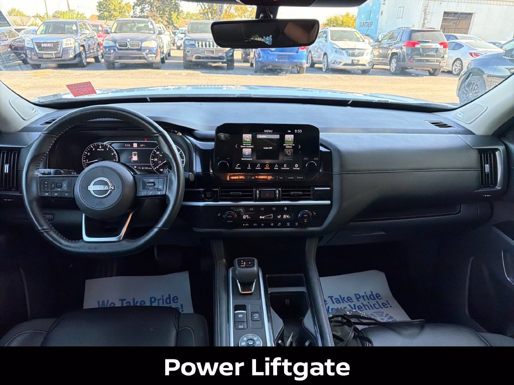 Certified 2025 Nissan Pathfinder SL w/ SL Premium Package AWD/4WD image 15