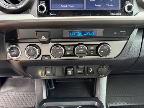 Used 2021 Toyota Tacoma TRD Off-Road AWD/4WD image 22