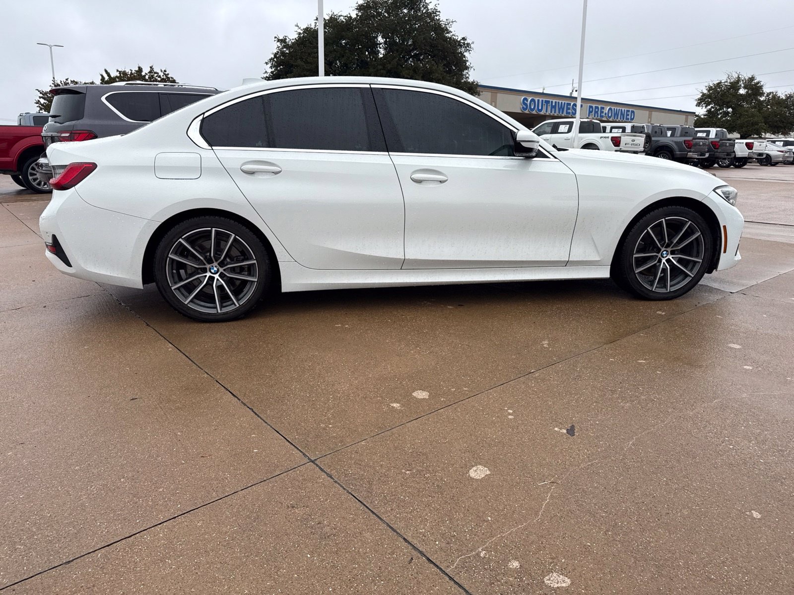 Used 2020 BMW 330i Sedan w/ Convenience Package RWD image 8