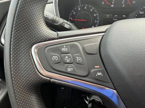 Used 2020 Chevrolet Equinox LS w/ LS Convenience Package FWD image 31