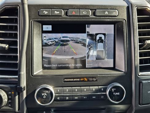 Used 2018 Ford F150 Raptor w/ Equipment Group 802A Luxury image 16