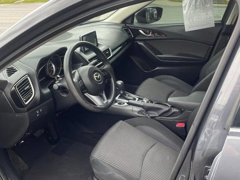 Used 2016 MAZDA MAZDA3 i Sport w/ Preferred Equipment Package image 10