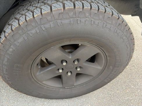 Used 2011 Jeep Wrangler Unlimited Sport image 23