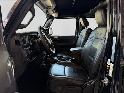 Used 2023 Jeep Wrangler Unlimited Sahara AWD/4WD image 22
