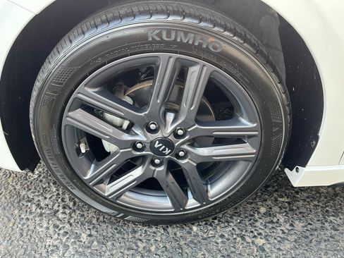 Used 2021 Kia Forte GT-Line FWD image 15