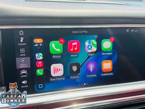Used 2019 Porsche Panamera image 31