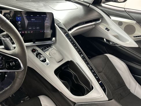 Used 2020 Chevrolet Corvette Stingray Premium Cpe w/ 3LT Preferred Equipment Group image 22